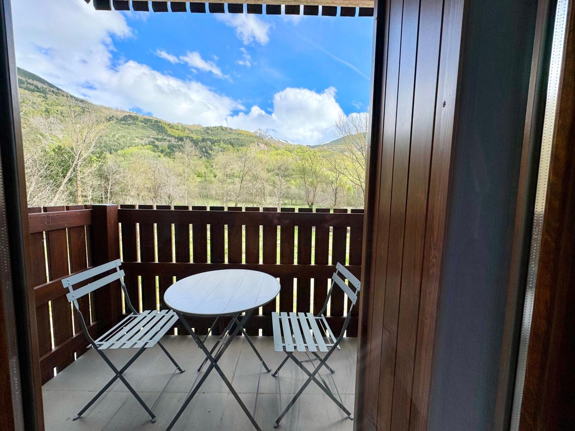 Appartamento Bpirineos-Besurta Benasque Esterno foto